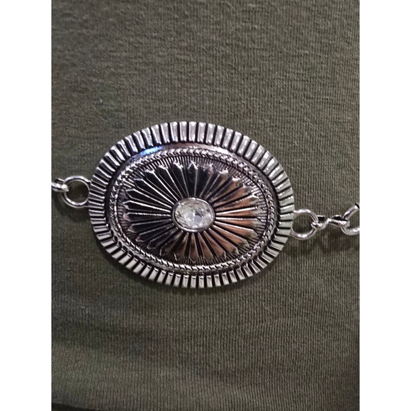 Concho Belt Silver Metal Chain Rhinestone In The Middle. - Picture 3 of 5